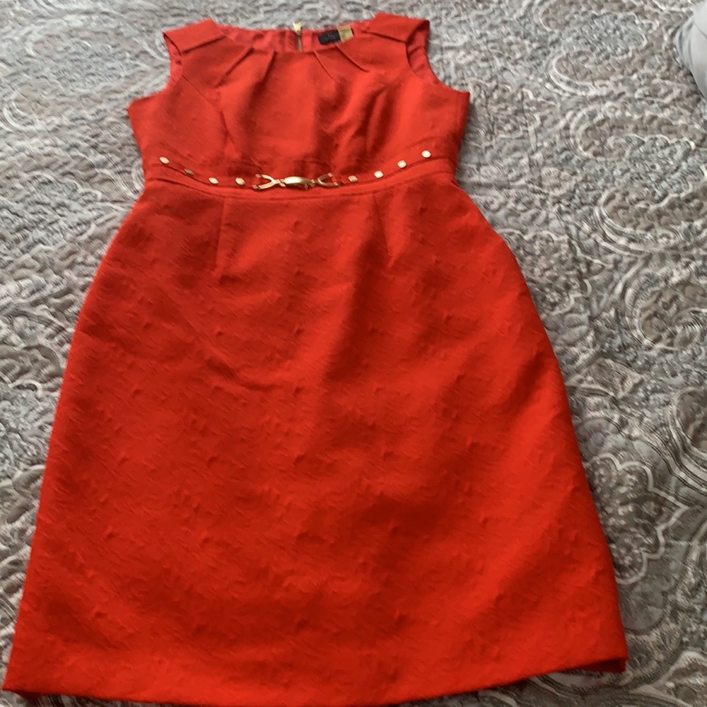 Dress - Picture 3 of 4